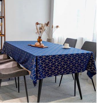 מפת שולחן מקטיפה איכותית עם דקור זהב בצבע כחול